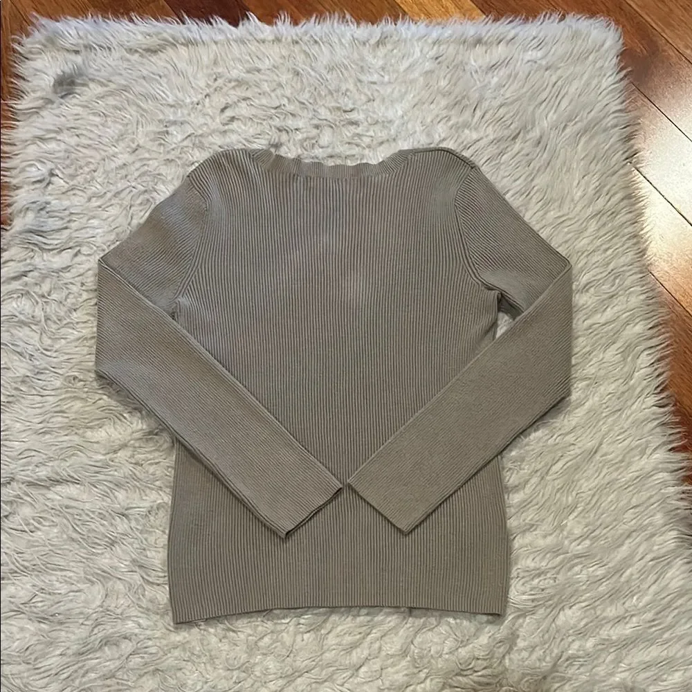 Eddie Bauer Women’s‎ Taupe Ribbed Crewneck Sweater